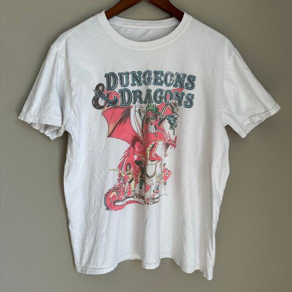 Dungeons & Dragons Graphic Tee Men's Small/Medium Fantasy Cartoon Retro - Picture 1 of 6